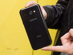 Samsung Galaxy A7 2017 review, pret, opinii, imagini si disponibilitate 2