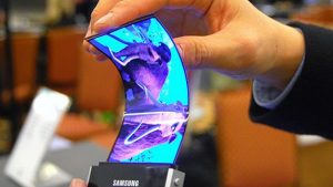 Smartphone pliabil de la Samsung in 2017